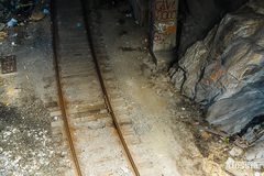 SECRETOS BAJO LA CIUDAD